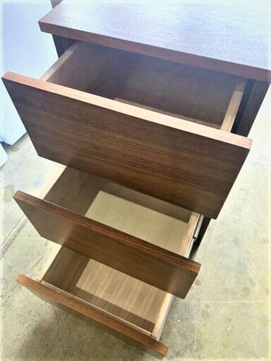 岐阜六条店直接引取歓迎　キャビネット　3段収納　400×400×700　生活　衣料　収納棚