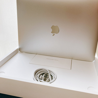 MacBookPro 13インチ 2020年モデル8GB 251GBストレージ