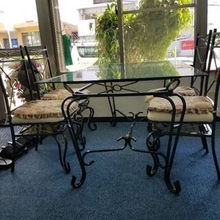 アンティーク調　テーブル