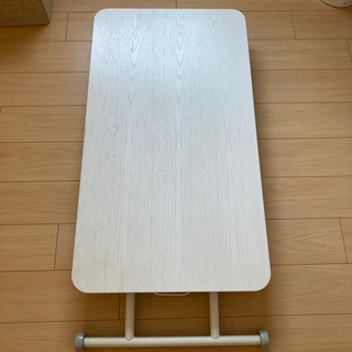 昇降式テーブル