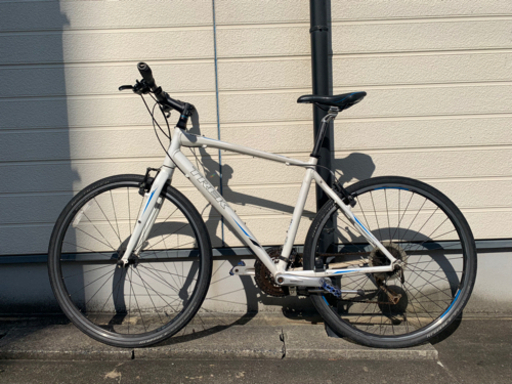 ‼️ TREK 7.3 フレームアルミ　3x9変速　シマノ　‼️ 白　700c