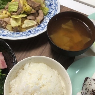 時給1000円～1200円！グループホームの調理スタッフ募集。簡単な調理がメインの仕事です！（日曜日休み）の画像