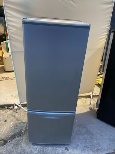 パナソニック 冷蔵庫 NR-B173W-S　 168L 2ドア パーソナルタイプ シルバー　2011年