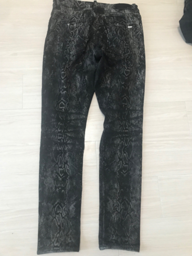 Amiri デニム