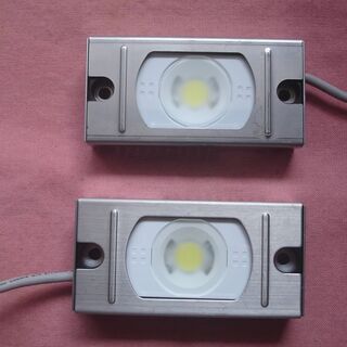 IDECのLED照明灯　デコトラの装飾に