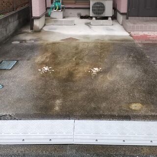 川口市並木３丁目郵便局前・駐車場お貸しします