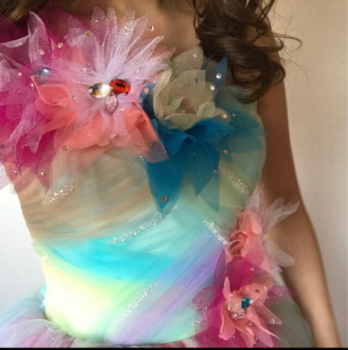 レインボードレス、シャンタル風、