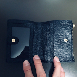 新品　コーチ　二つ折り財布の画像