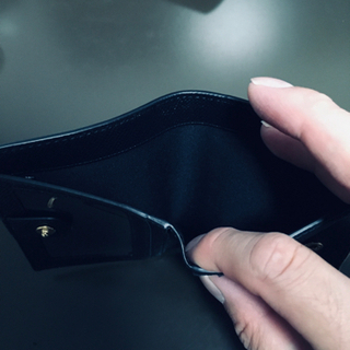 新品　コーチ　二つ折り財布の画像