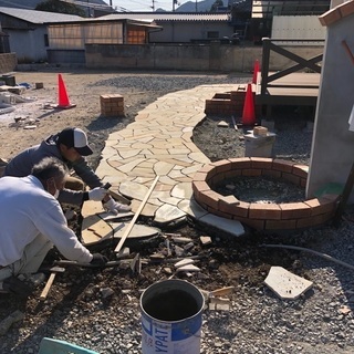 外構/造園/土木　スタッフ募集！未経験者歓迎！社会保険あり！の画像