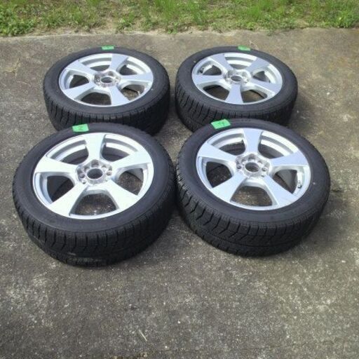スタットレスタイヤホイール付き　4本