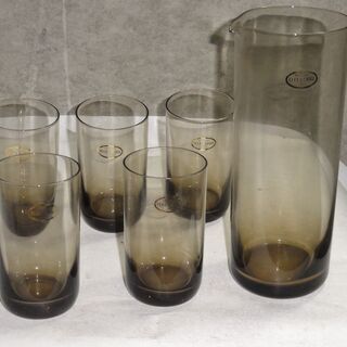未使用　箱入り　ELLE VERRE エルベール　東洋ガラス株式会社　洋酒セット　　洋酒グラス&ピッチャーセット  　日本製　・タンブラー　5個 　・ピッチャー　1個  　ロック、水割り、ハイボール等の画像