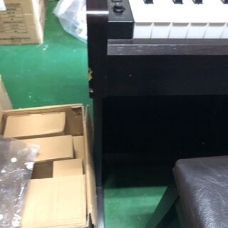 ヤマハ　YAMAHA クラビノーバー　YDP-151　椅子、ヘッドホン付きの画像