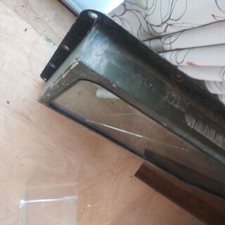 実物フロント防弾ガラスの画像