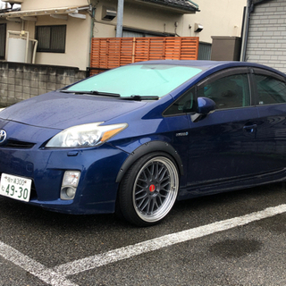 トヨタ　プリウス 