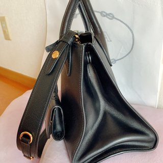 PRADA バック　黒