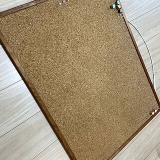 コルクボードを譲ります