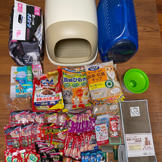 値下げ：猫フード・グッズ一式 ※取りに来てくださる方限定