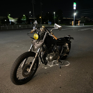 グラストラッカー