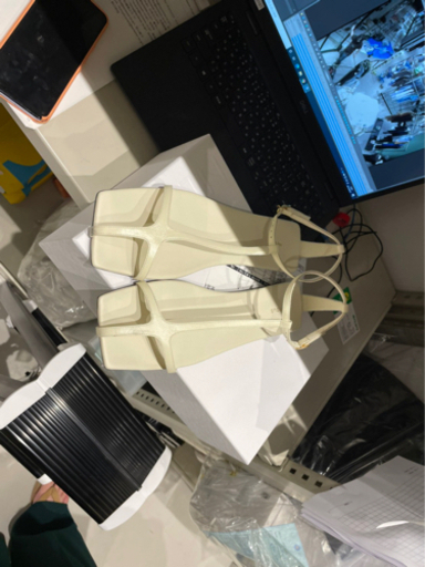 サンダル NEOUS JACQUI SANDAL