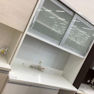 たっぷり収納！シンプルカラーのレンジボード！