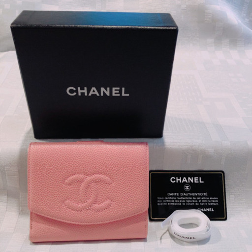 【超美品】人気モデルキャビアスキンシャネル財布