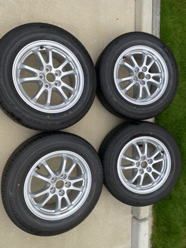 最終値下げ　トヨタ純正　プリウス50系　２１年製　新車外し　195/65R15  タイヤ付　４本セット