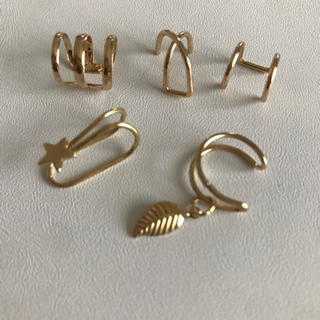 未使用　イヤーカフ　５個セット　ピアス穴なくてもできる