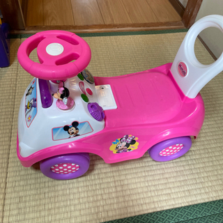 ディズニーの子供の乗り物