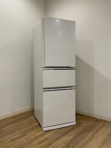 ⭐︎中古美品⭐︎ラストビッグサマーセール 美品 三菱MR-CX27D-W グッドデザイン賞受賞品 働く女性のための使いやすさ 冷凍冷蔵庫 中古