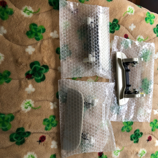 タント　l350s ドアノブ　新品3つの画像