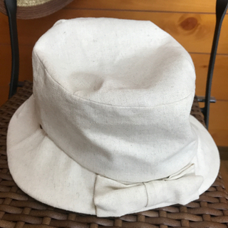 帽子２つ　の画像