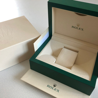 ロレックスの箱や付属品など必要ないもの売って下さい！