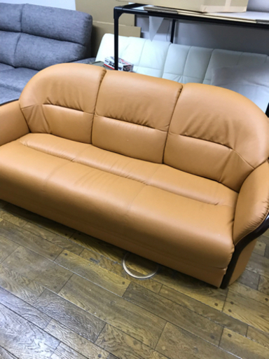 取引場所　南観音　A2109-012  MARUNI/マルニ　　ソファー　2人掛け　オレンジ