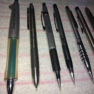 金属製または見栄えの良いシャープペンシル　２２本