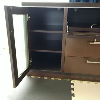 テレビ台の画像