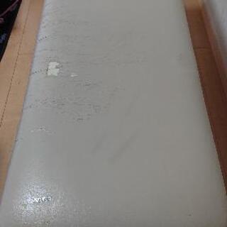 (お話し中)食卓用 ベンチシート ニトリ製品の画像