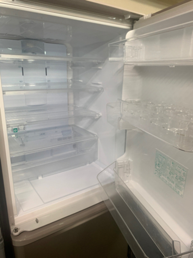 ?ファミリータイプ?冷凍冷蔵庫?配達出来ます