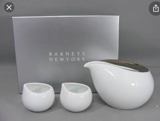 バーニーズニューヨーク　酒器（徳利、お猪口×2）
