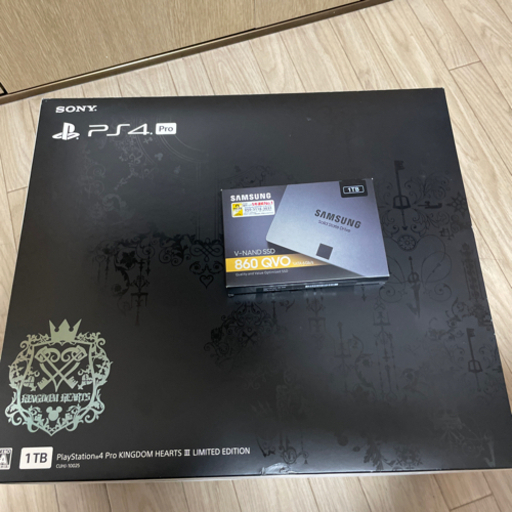 決まりました。プレイステーション４PRO キングダムハーツ SSD換装
