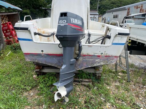 ヤマハ　YAMAHA　2スト船外機　６０馬力です。