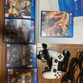PS4 1TB ＆ ソフト5本の画像