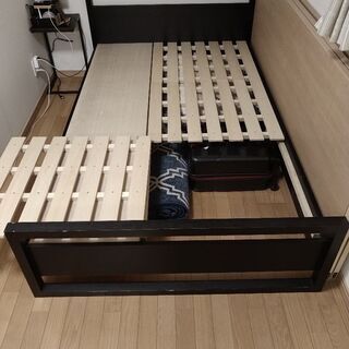 セミダブルベッドフレーム　ブラック　引き出し3個付き