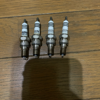 NGKイリジウムプラグ4本セット中古　バイク