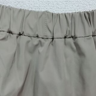 【新品・未着用】日本製　BABYLONE バビロン スカート 36 Foxey風の画像