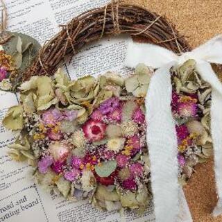 手作り。アジサイのお花畑のリース