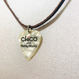 CHICO ギターピックネックレス