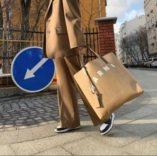 【★完売必須★】MARNI マルニ セルロース  ロゴ トートバッグ 新品 未使用 ハンドバッグ 正規品 本物