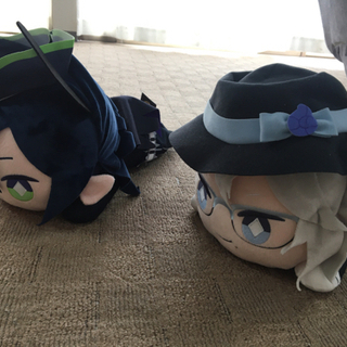 ツイステッドワンダーランドのジャンボぬいぐるみ
