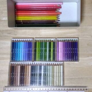 色鉛筆70色 ＋ 黒鉛筆2Ｂ,B,HB,H,2Hの画像